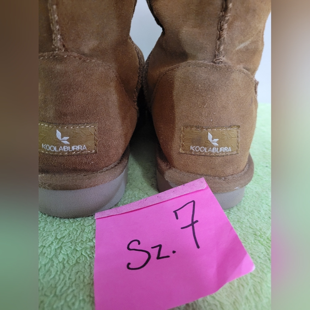 UGG Koolaburra boots - Picture 3 of 8